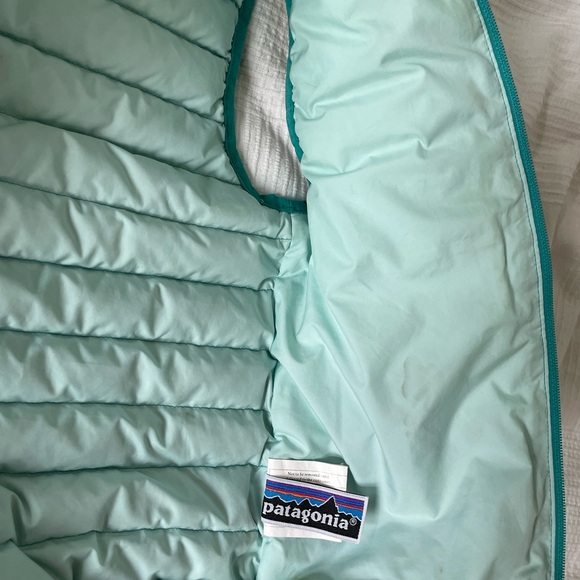 Patagonia Kids Aqua Puffer Vest Down Sweater Vest - Picture 6 of 10